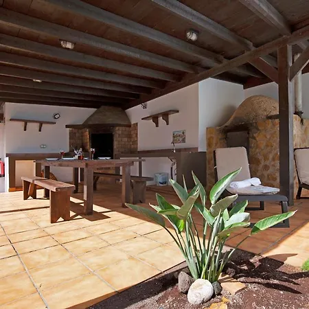 Antonia Holiday home