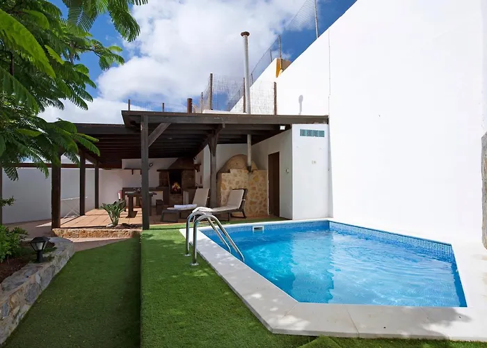 Antonia * Betancuria