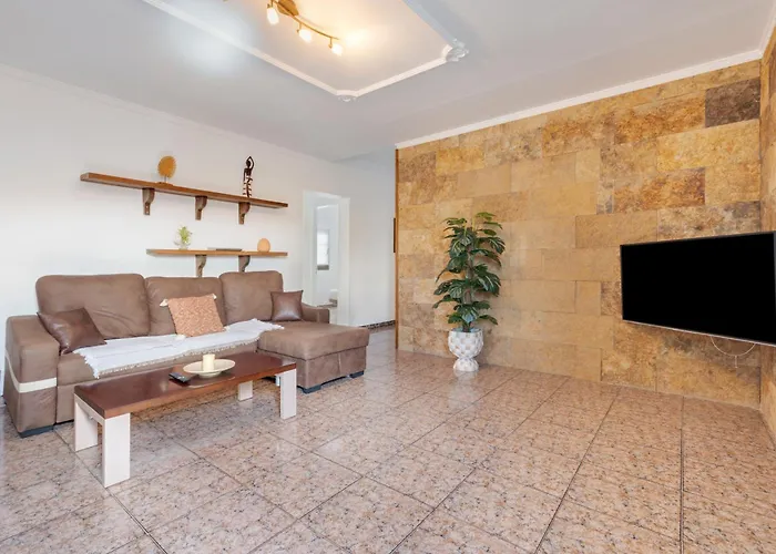 Antonia Сasa de vacaciones