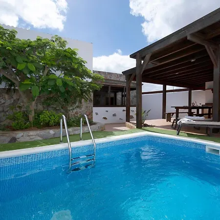 Antonia Holiday home *