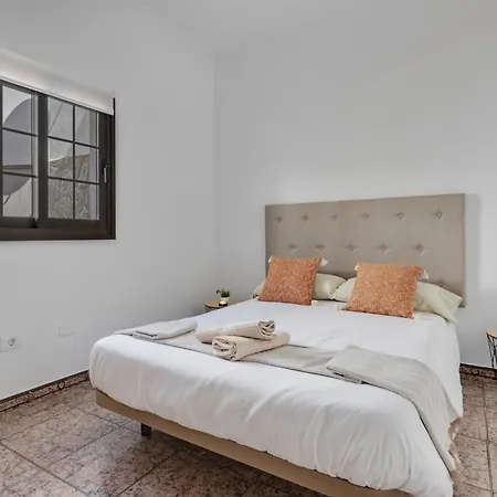 Antonia Holiday home